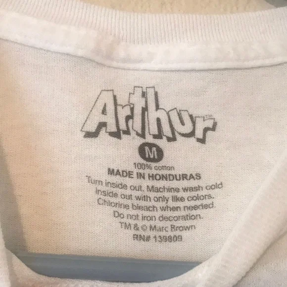 FREE Arthur cartoon fist t shirt - Picture 3 of 3